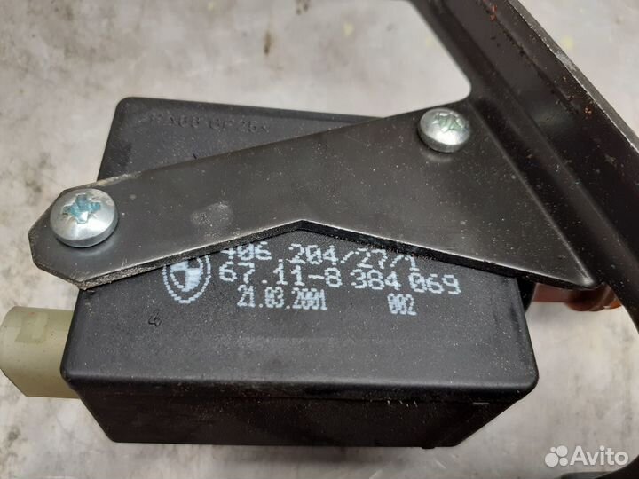 Бмв е39 туринг замок крышки багажника