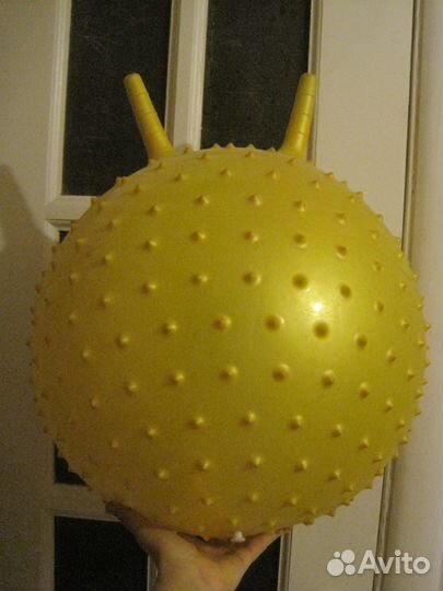 Мяч попрыгун массажный в детскую фитбол