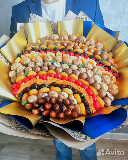 Букет из сухофруктов