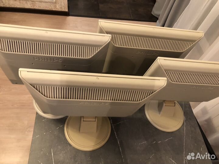 Монитор philips 17