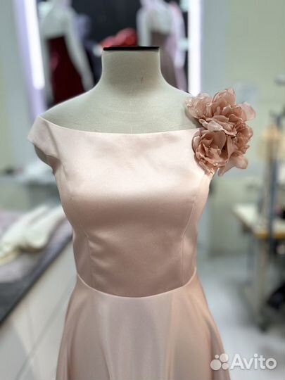 Розовое Вечернее платье миди 42 на выпускной