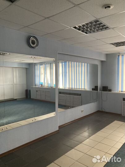 Зеркала для зала