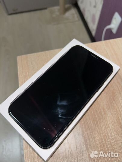 iPhone Xr, 128 ГБ