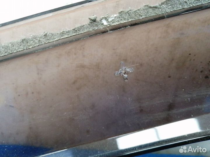 Ветровик передней правой двери Nissan X-Trail T31