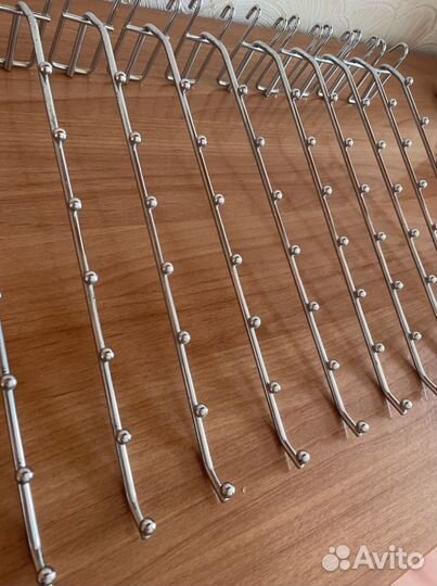 Вешалки для одежды