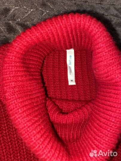 Вязаное платье