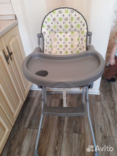 Стульчик для кормления