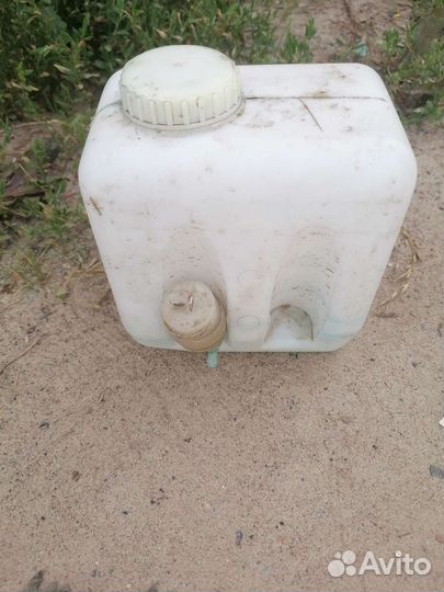 Бачек омывателя газель с моторчиком
