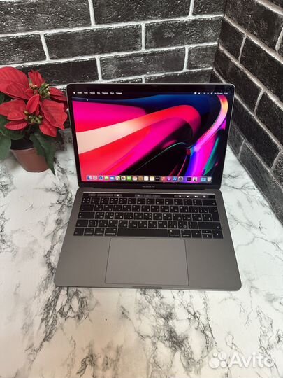 Apple MacBook Pro 13 2019 16gb