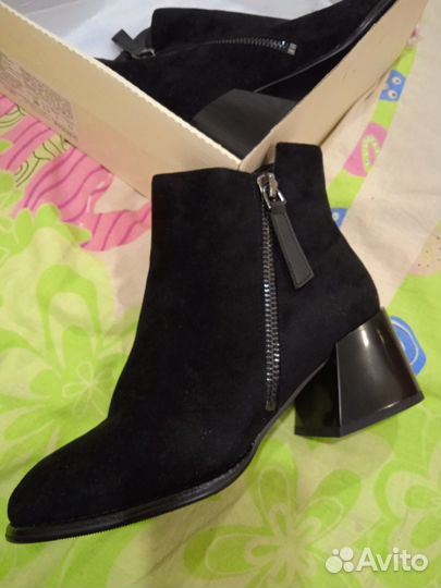 Ботильоны и пальто