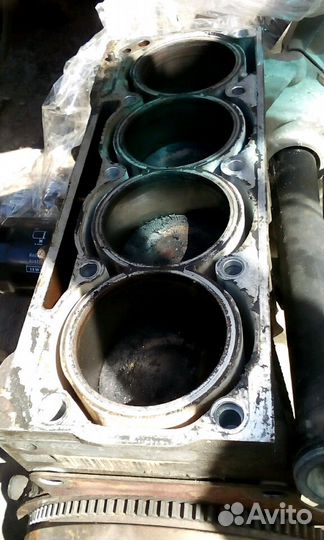 Блок двигателя wv polo1.4 AKK