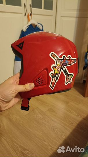 Горнолыжный шлем