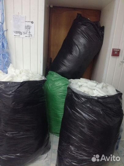 Продам обрезки синтепона