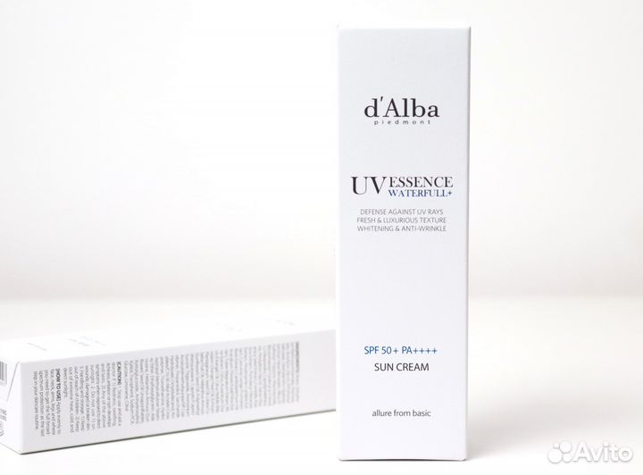 Санблок d'Alba Waterfull Essence Sun Cream SPF50+