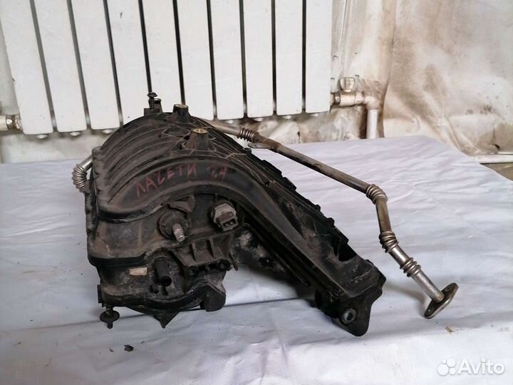 Впускной коллектор Chevrolet lacetti 1.4 96452343