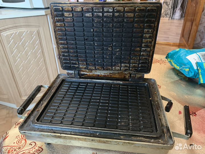Вафельница СССР электрическая