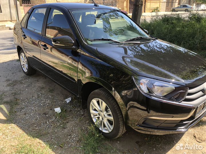 LADA Granta 1.6 МТ, 2023, 60 км