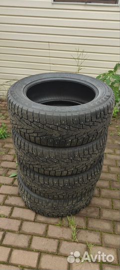 Nokian Tyres Hakkapeliitta 7 235/55 R18 104T