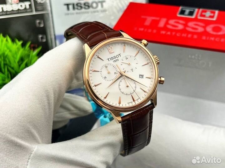 Красивые мужские часы Tissot Traditional