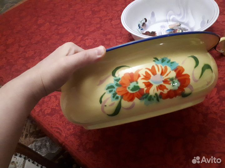 Тазик эмалированный, Китайский