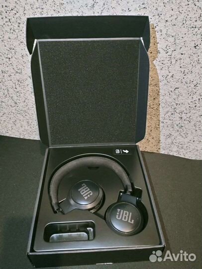 Наушники jbl live 460nc