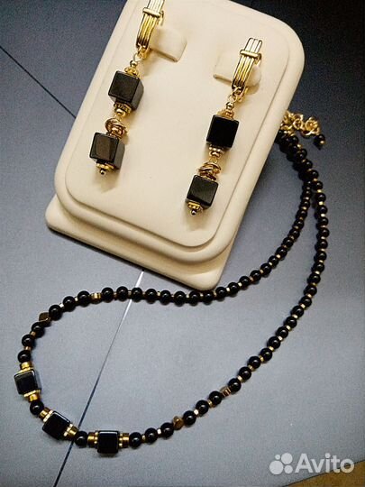 Колье чокер из черного агата