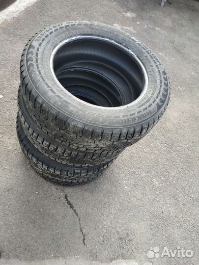 Nokian Tyres Hakkapeliitta 7 SUV 225/65 R17 102M