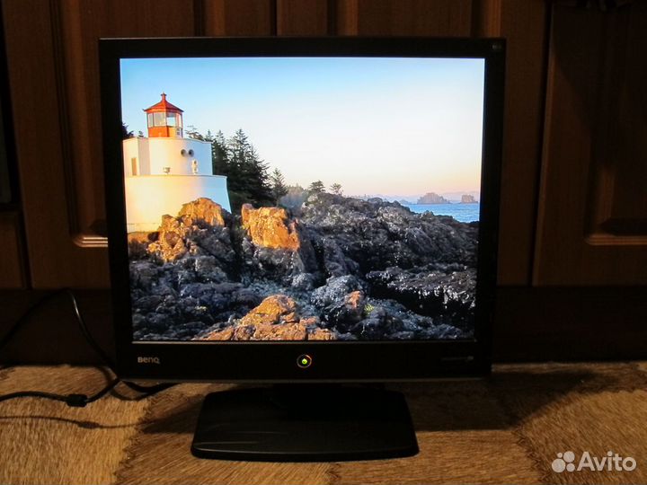 Монитор LCD ЖК Benq E700A ET-0010-B 17