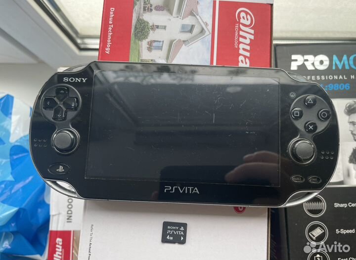 Sony Playstation Vita не прошитая 4 gb