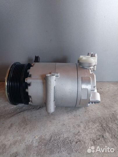 Компрессор кондиционера Ford Focus III iqdb