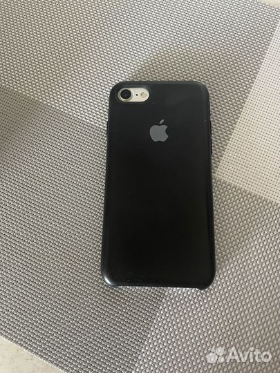 iPhone 7, 32 ГБ