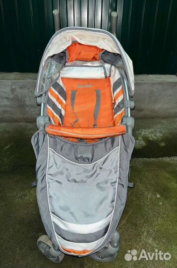 Прогулочная коляска