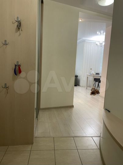 3-к. квартира, 75 м², 2/6 эт.