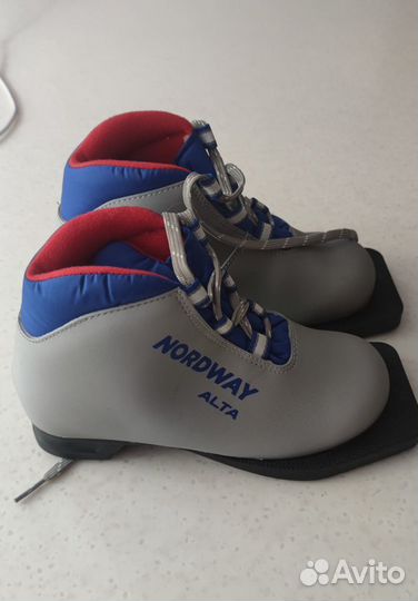 Ботинки лыжные детские размер 30