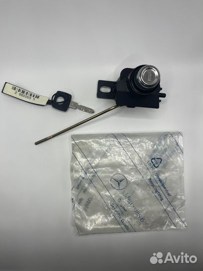 Замок багажника W124 Новый и оригинальный