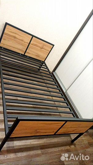 Кровать металлическая в стиле Лофт