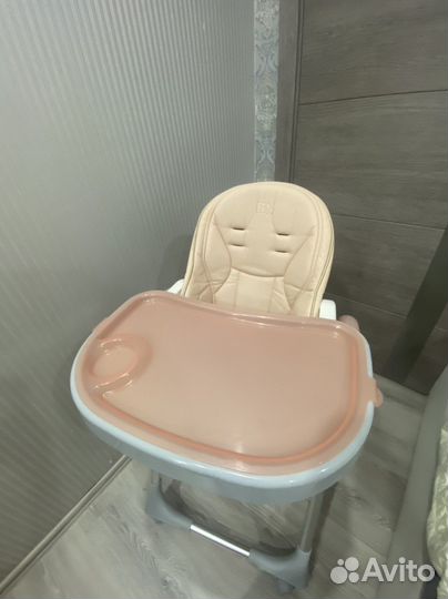 Детский стульчик для кормления