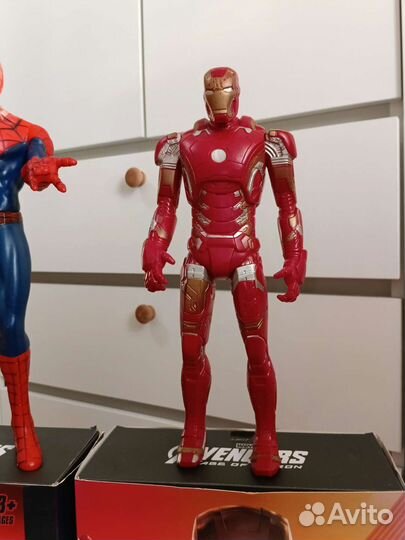 Человек паук и железный человек