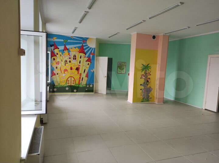 Торговая площадь, 170 м²