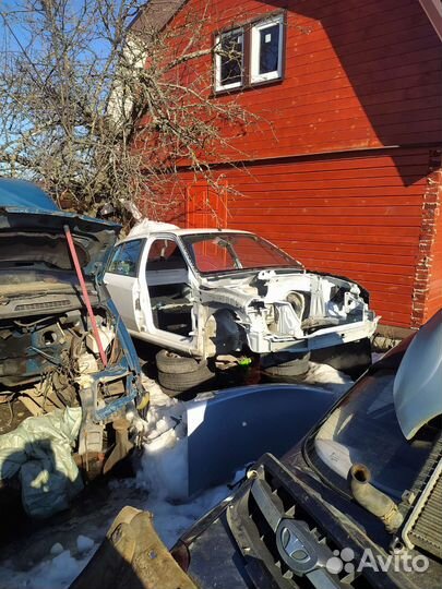 Задняя часть кузова Renault symbol 2