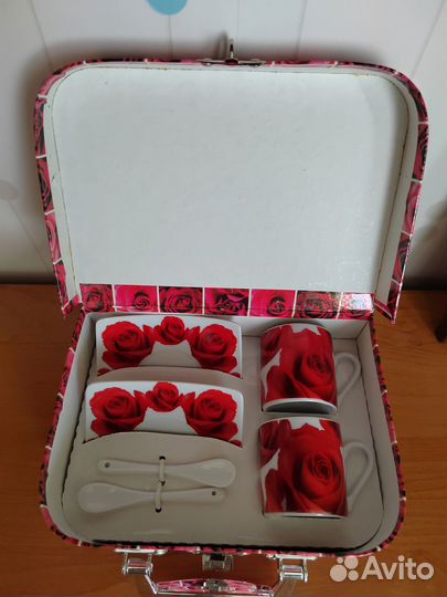 Набор фарфоровых кофейных чашек