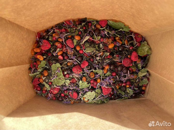 Иван-чай 1 кг с ягодами и травами, невероятный