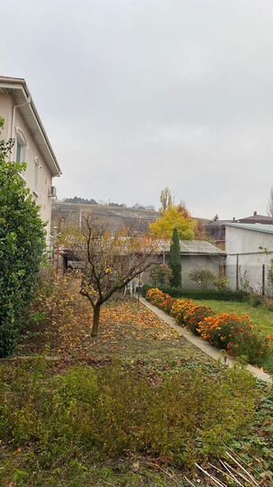 Дом 128 м² на участке 5 сот.