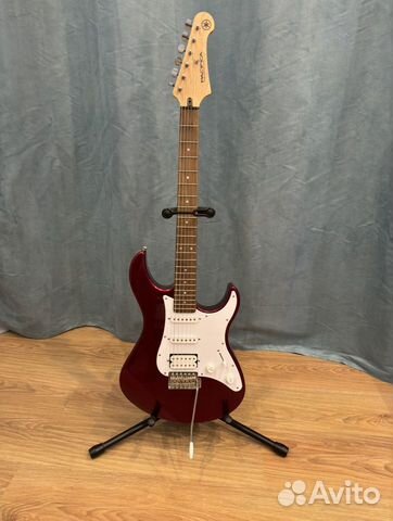 Yamaha pacifica 012