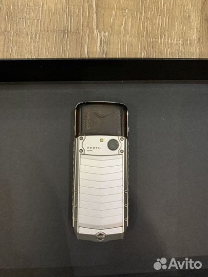 Телефон Vertu