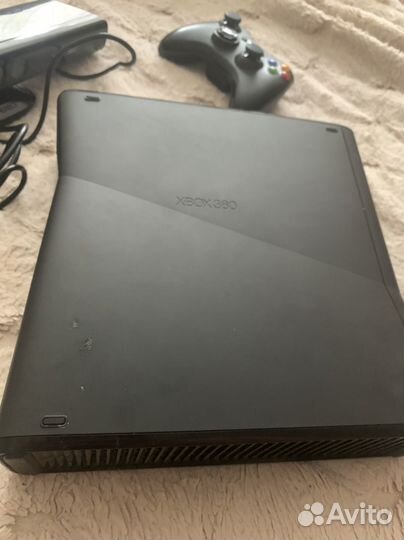 Xbox 360 slim freeboot 250 gb 2 геймпада + kinect