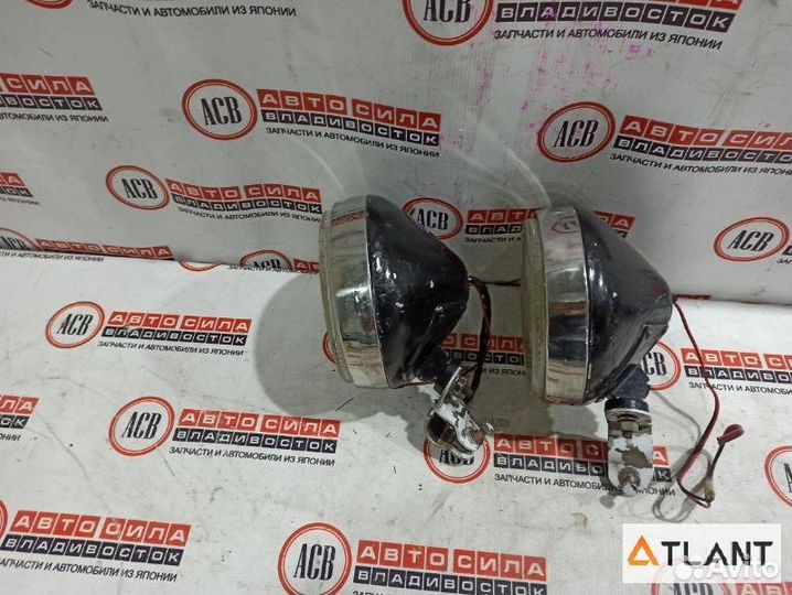 Туманка mitsubishi delica