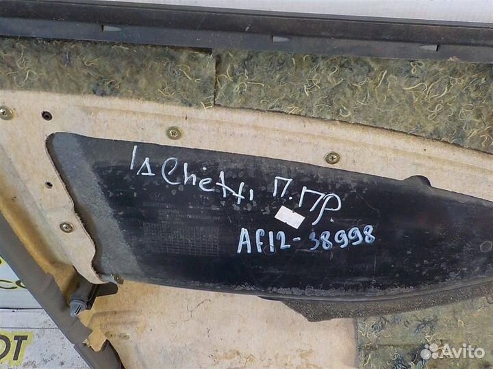 Обшивка двери передней правой Chevrolet Lacetti 2