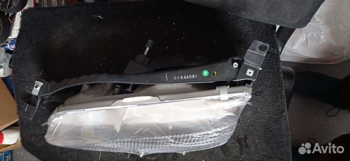 Фара левая USA Toyota Camry