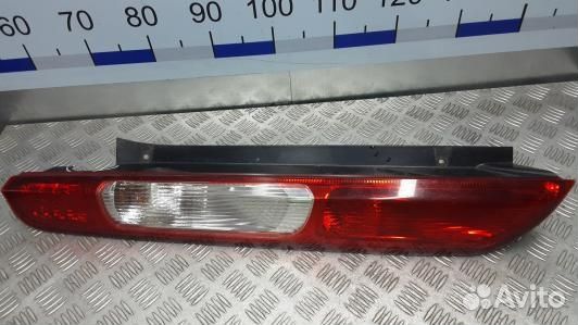 Фонарь задний левый ford focus 2 (UBN24MX01)